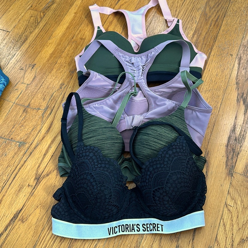 Bra Bundle of 4! VSX Sport bras  and 2 underwire Victorias Secret Bras 32b